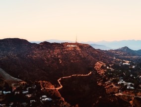 张家界旅游自由行攻略，游玩天数与必游景点推荐