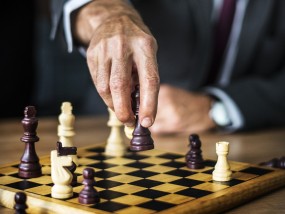 乌军是否准备放弃库尔斯克，战略调整还是战术考量