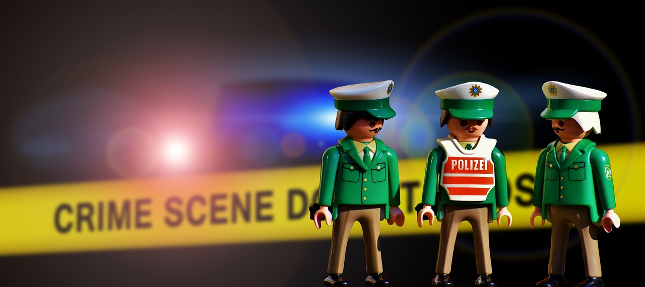 警方迅速行动，回应六起死灭门犯罪案件的搜捕行动