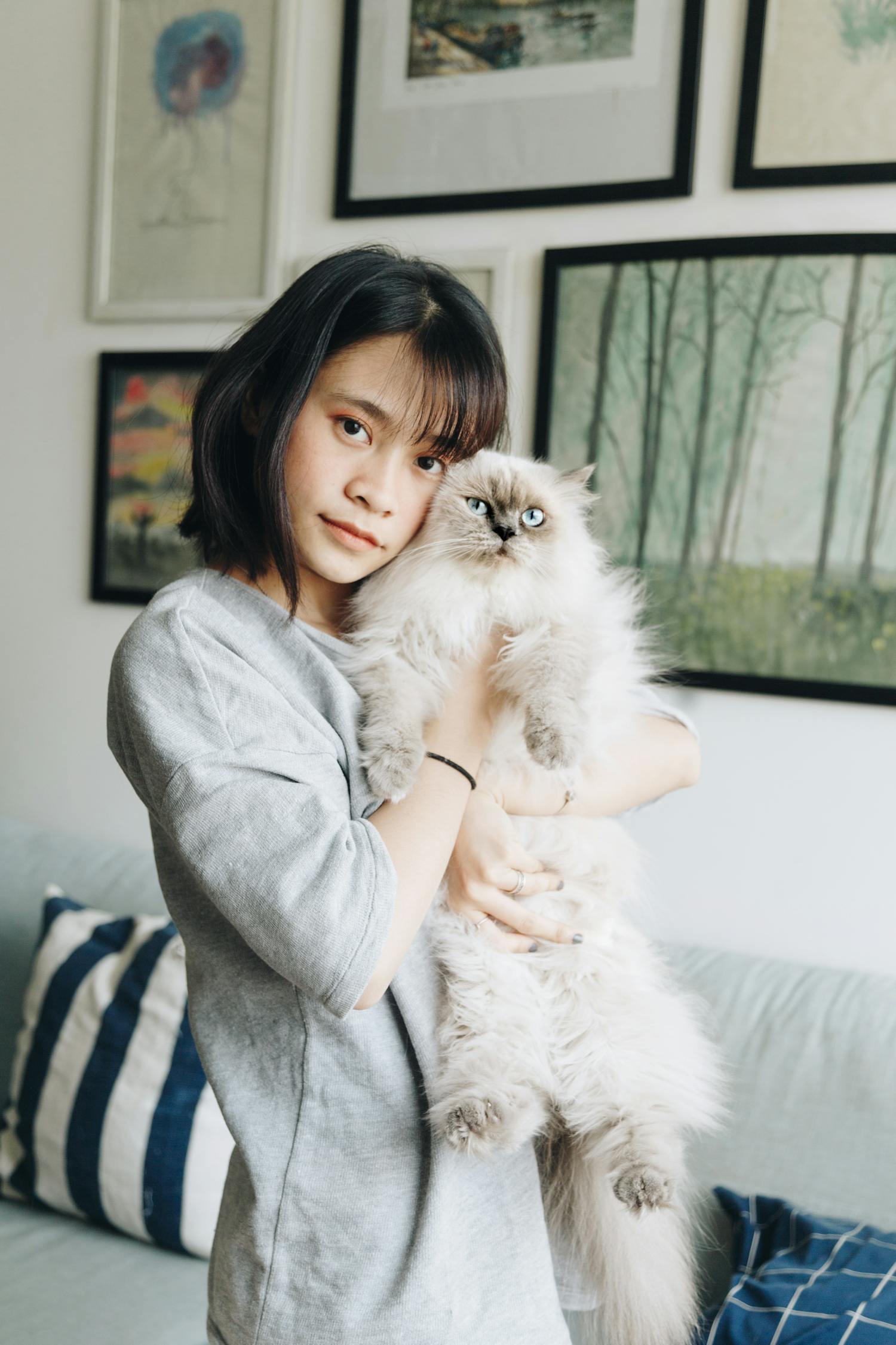 女网红追求韩风全脸整容，目标锁定张元英