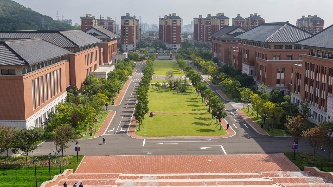 浙江大学谭建荣，智能制造技术的蓬勃发展及其未来展望